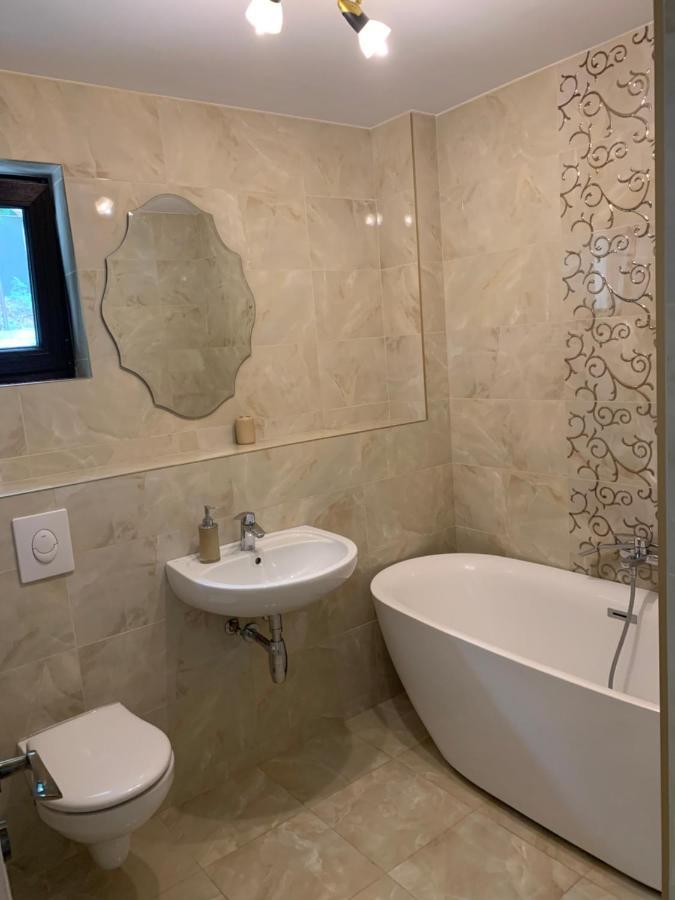 Apartament Micsunelelor Cu Parcare Privata Iasi Ngoại thất bức ảnh